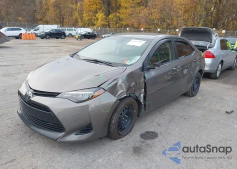2018 Toyota Corolla Le z USA, uszkodzony, nr VIN 2T1BURHE9JC099877